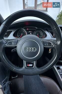 Седан Audi A4 2012 в 