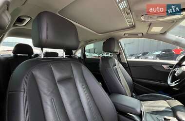 Седан Audi A4 2016 в 