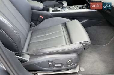 Седан Audi A4 2019 в 