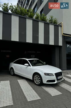 Седан Audi A4 2009 в Львові