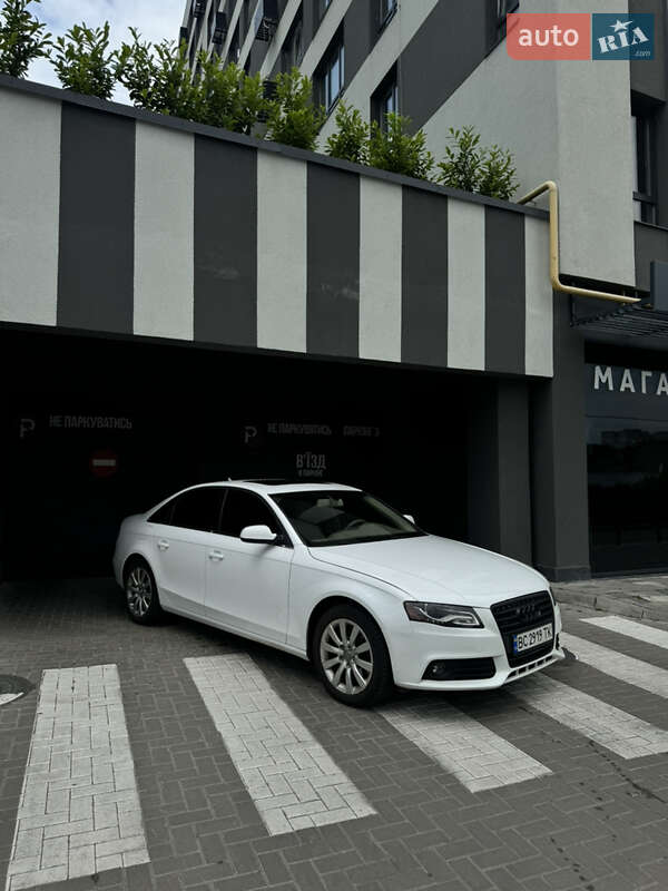 Седан Audi A4 2009 в 