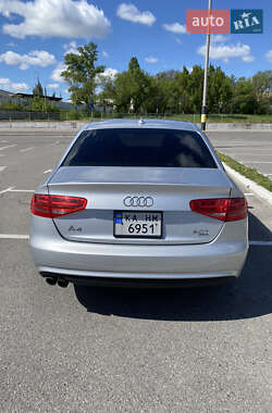 Седан Audi A4 2013 в 