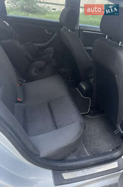 Седан Audi A4 2003 в 