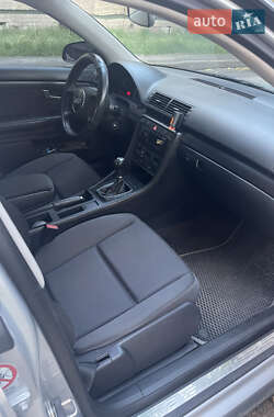 Седан Audi A4 2003 в 