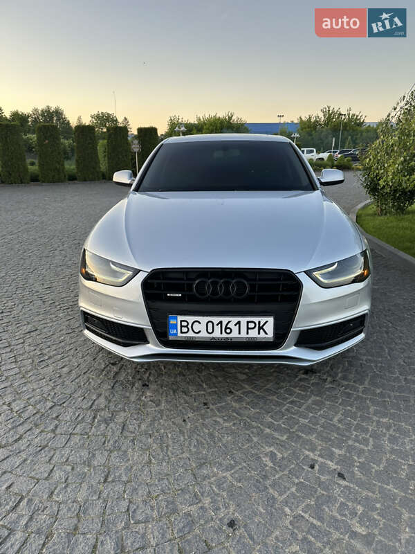 Седан Audi A4 2014 в Львові