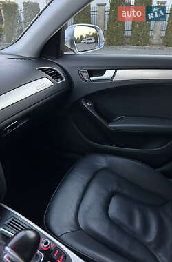 Седан Audi A4 2014 в Львове