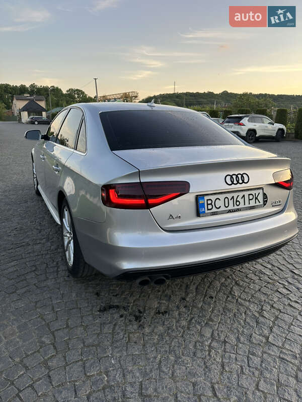 Седан Audi A4 2014 в Львові