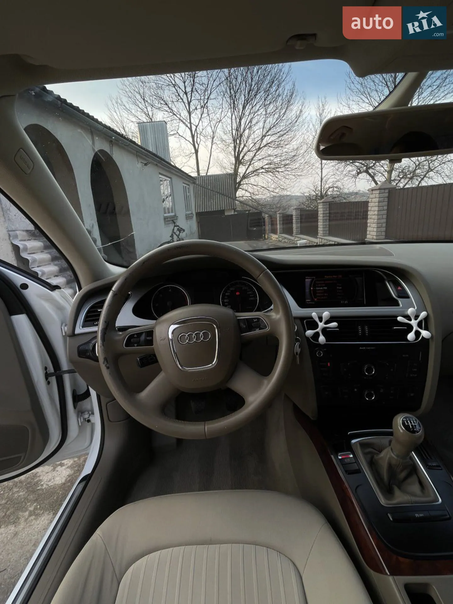 2010 Audi A4 - мініатюра 5