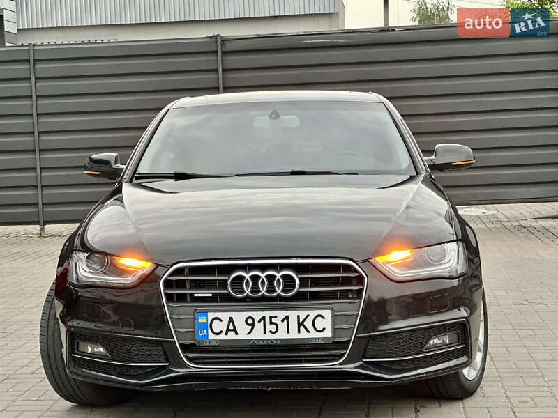 Седан Audi A4 2012 в 