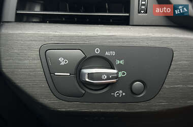 Седан Audi A4 2023 в 