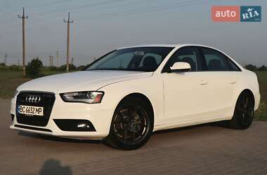 Седан Audi A4 2012 в Львові