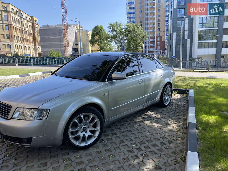Седан Audi A4 2003 в Харькове