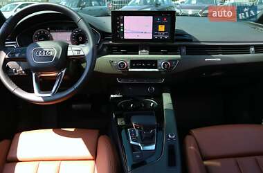 Седан Audi A4 2023 в 