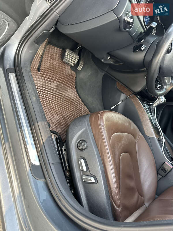 Седан Audi A4 2012 в Хмельницком