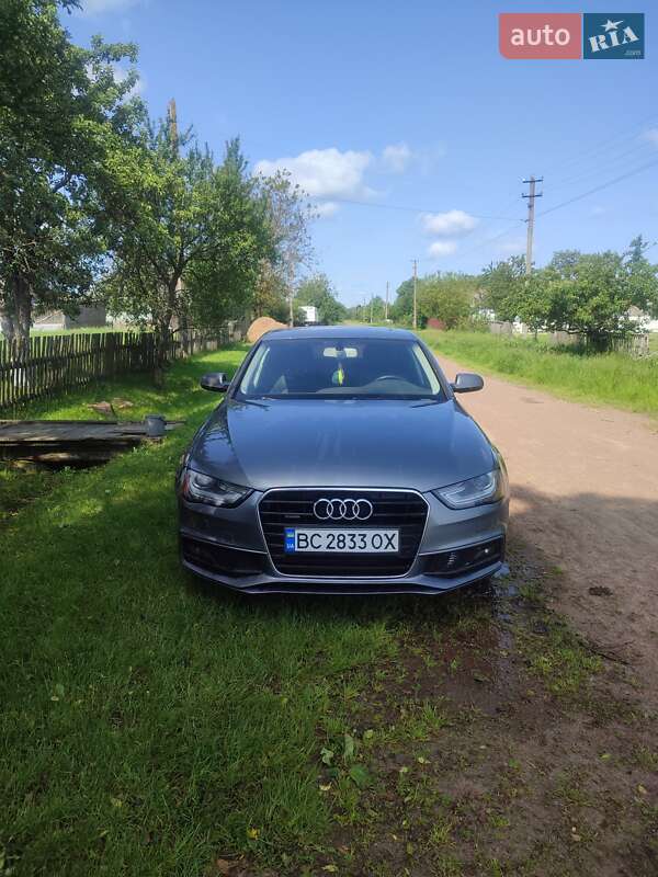 Седан Audi A4 2015 в 