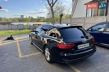 Универсал Audi A4 2015 в 