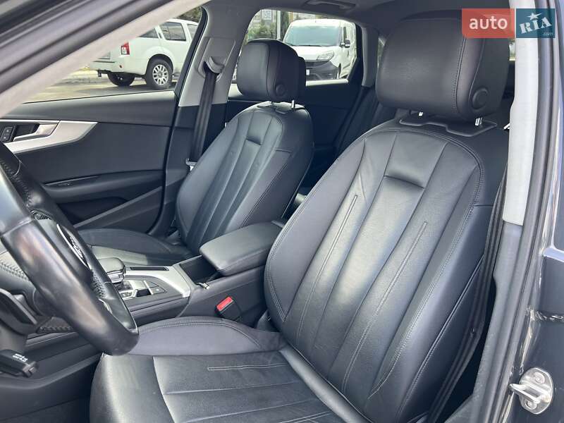 Седан Audi A4 2016 в Києві