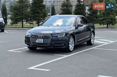 Седан Audi A4 2016 в 