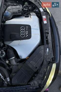 Седан Audi A4 2002 в 