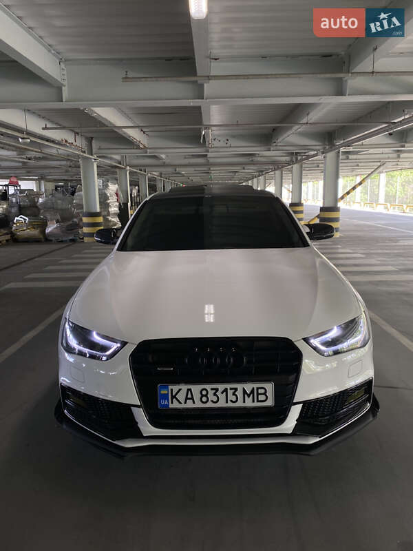 Седан Audi A4 2015 в Києві