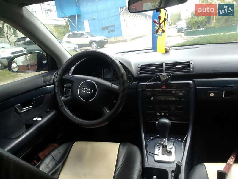 Седан Audi A4 2002 в Шепетовке