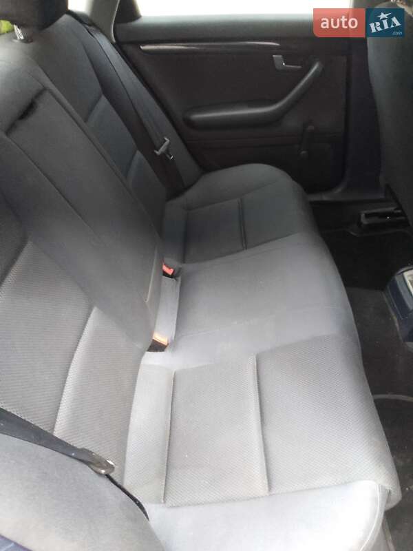 Седан Audi A4 2002 в Шепетовке