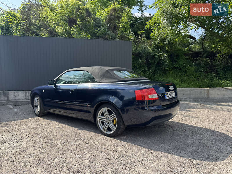 Кабриолет Audi A4 2003 в Киеве