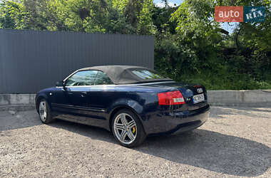Кабриолет Audi A4 2002 в 