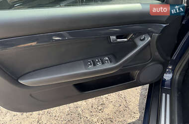 Кабриолет Audi A4 2002 в 