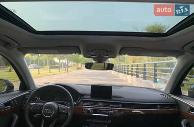 Седан Audi A4 2019 в 