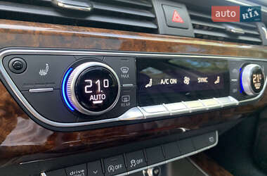 Седан Audi A4 2019 в 