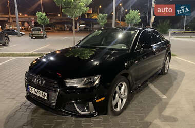 Седан Audi A4 2019 в 