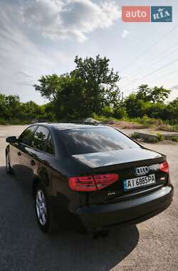 Седан Audi A4 2013 в 