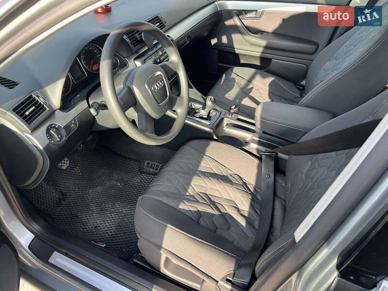 Седан Audi A4 2007 в Тернополе