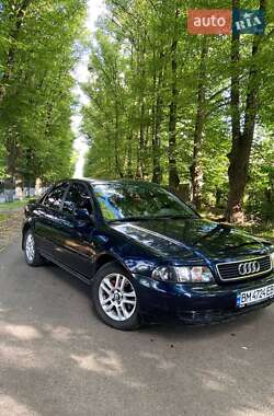Седан Audi A4 1996 в Тростянці