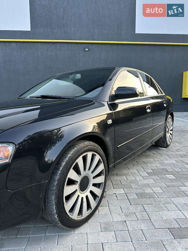Седан Audi A4 2006 в Кременце