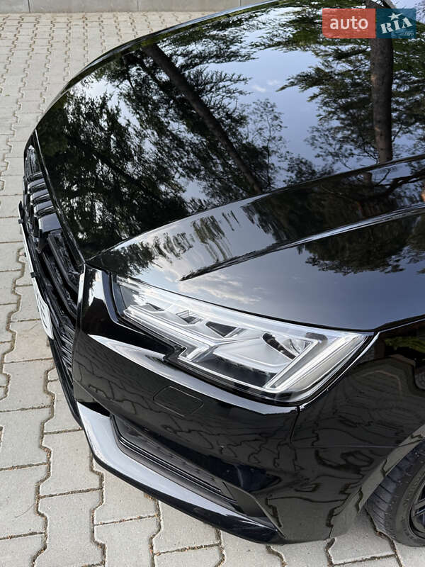 Седан Audi A4 2018 в Ивано-Франковске