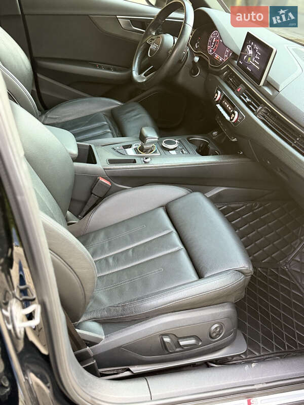 Седан Audi A4 2018 в Ивано-Франковске