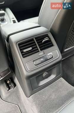 Седан Audi A4 2017 в 
