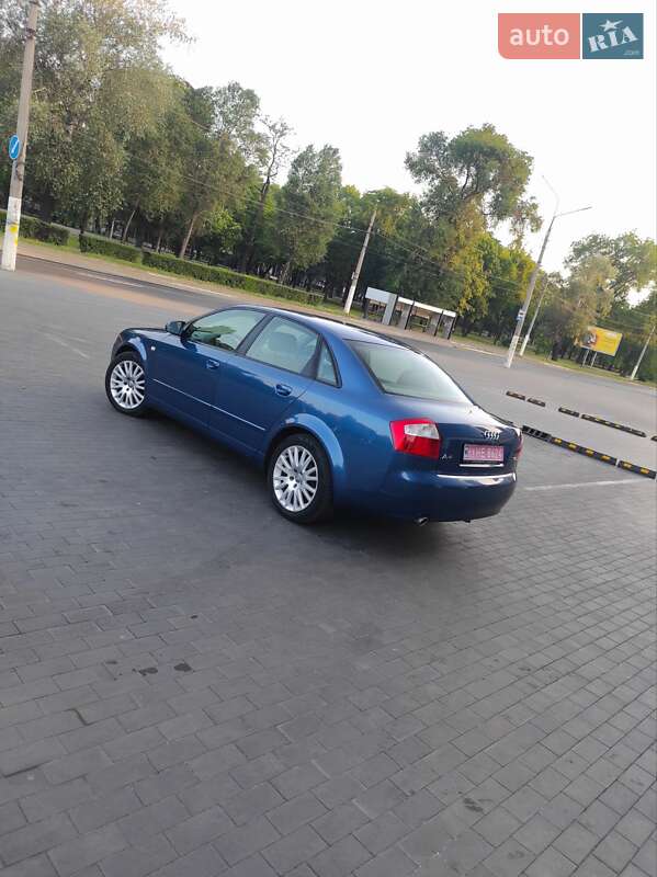 Седан Audi A4 2004 в Каменском