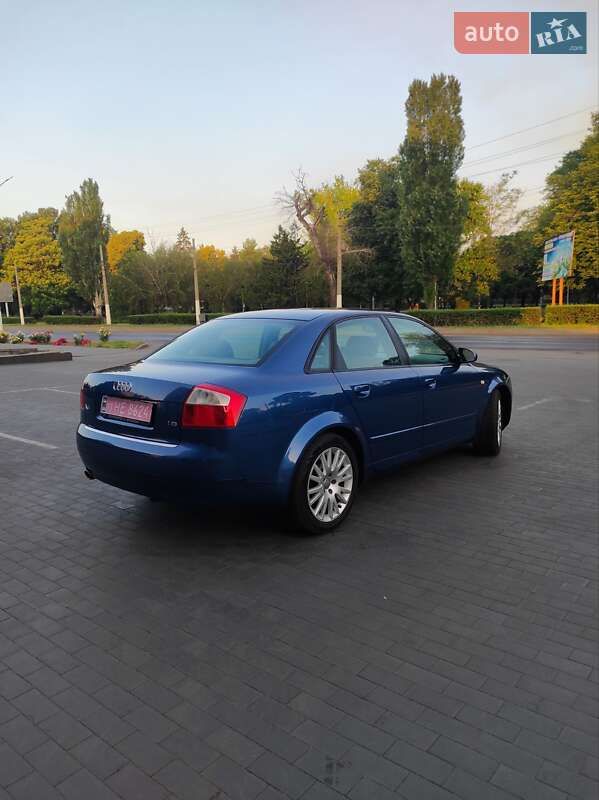 Седан Audi A4 2004 в Каменском