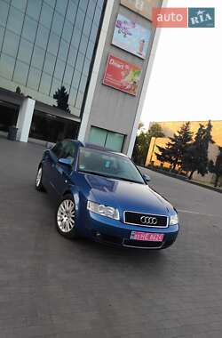 Седан Audi A4 2004 в 