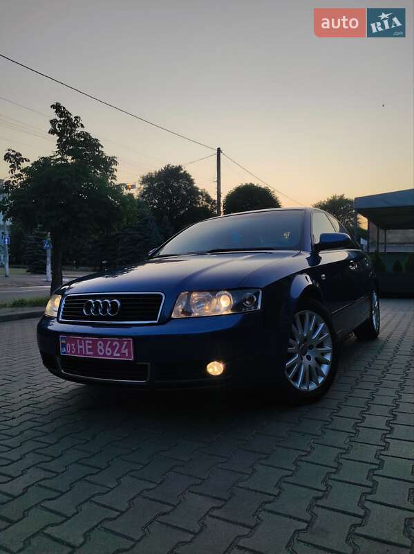 Седан Audi A4 2004 в Каменском