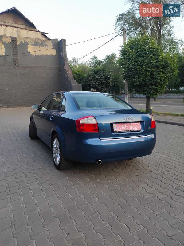 Седан Audi A4 2004 в Каменском