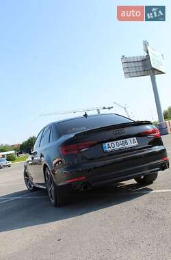 Седан Audi A4 2018 в 