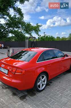 Седан Audi A4 2012 в 