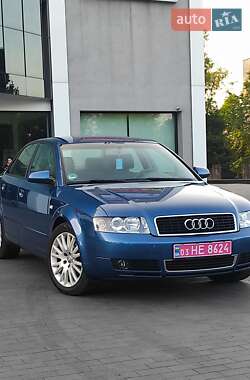 Седан Audi A4 2004 в 