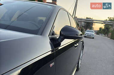 Седан Audi A4 2017 в 