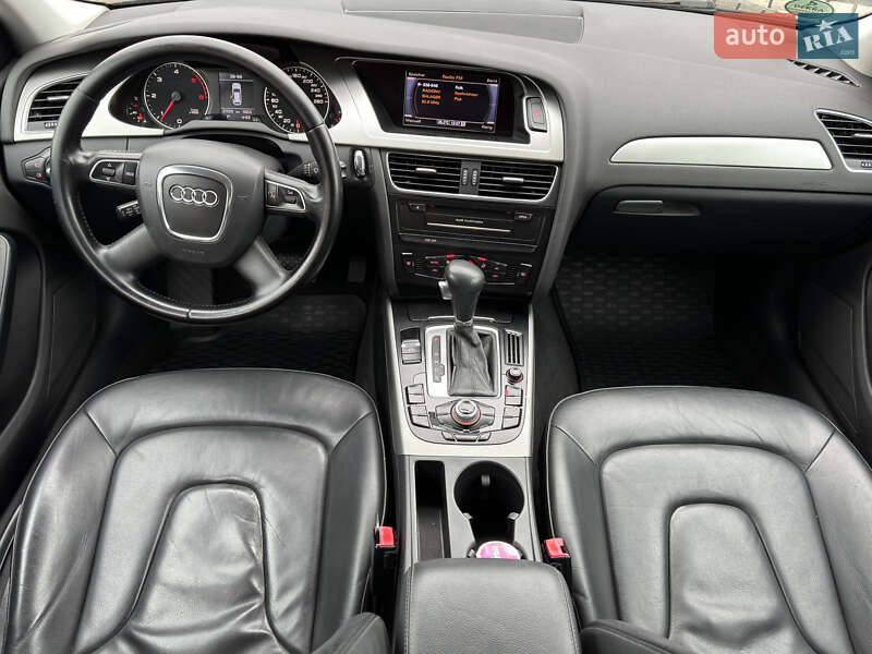 Универсал Audi A4 2010 в Самборе