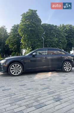 Седан Audi A4 2017 в 
